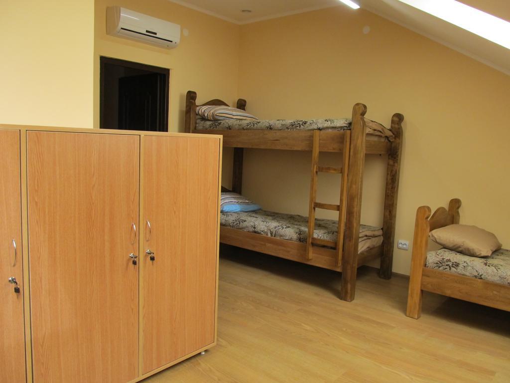 Mini-Hotel Na Pidgradskiy Uzhhorod Room photo