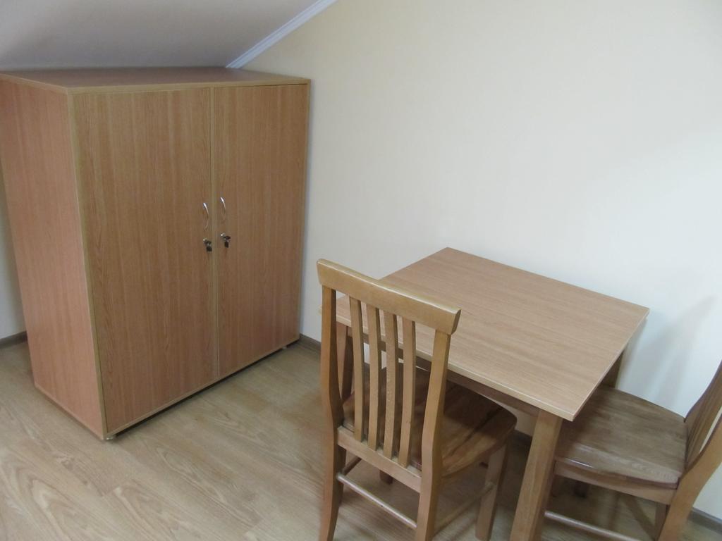 Mini-Hotel Na Pidgradskiy Uzhhorod Room photo